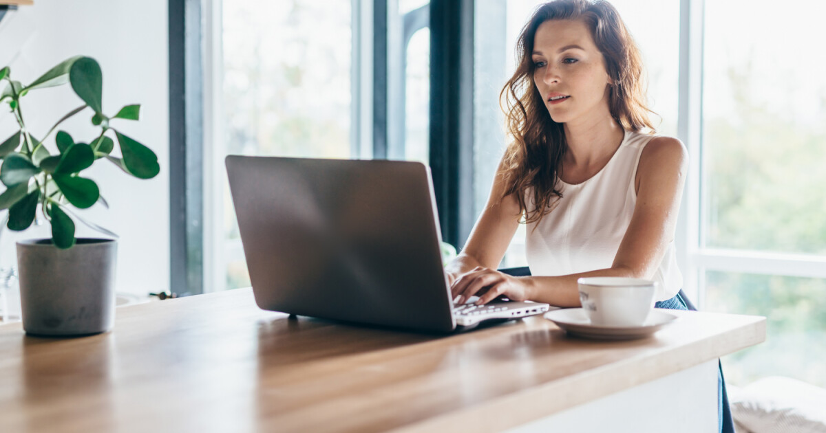 O que uma mulher pode fazer em casa para ganhar dinheiro? Influencer ensina como ter renda extra – Purepeople